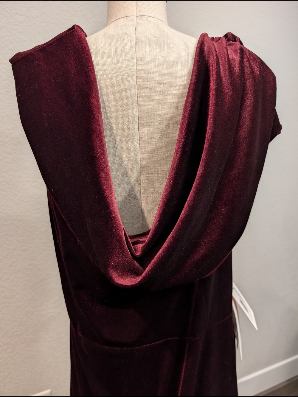 NWT Sz 20 JJ's House Velvet Evening Gown in Deep Wine - Picture 7 of 8